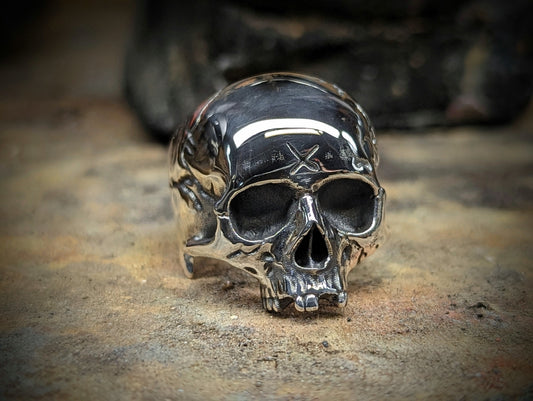Charlie Skull Ring